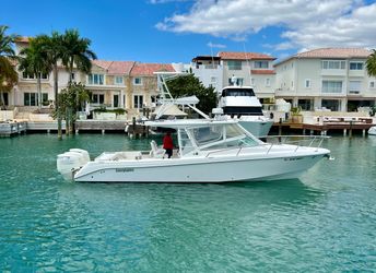 35' Everglades 2009 Yacht For Sale